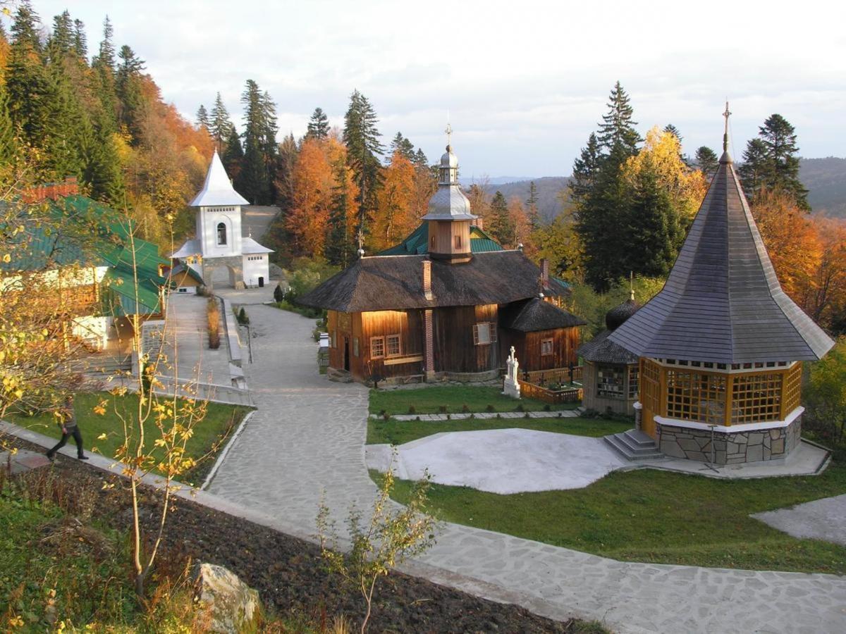 Casuta Mamaiei Lizeta - Baltatesti Exterior foto